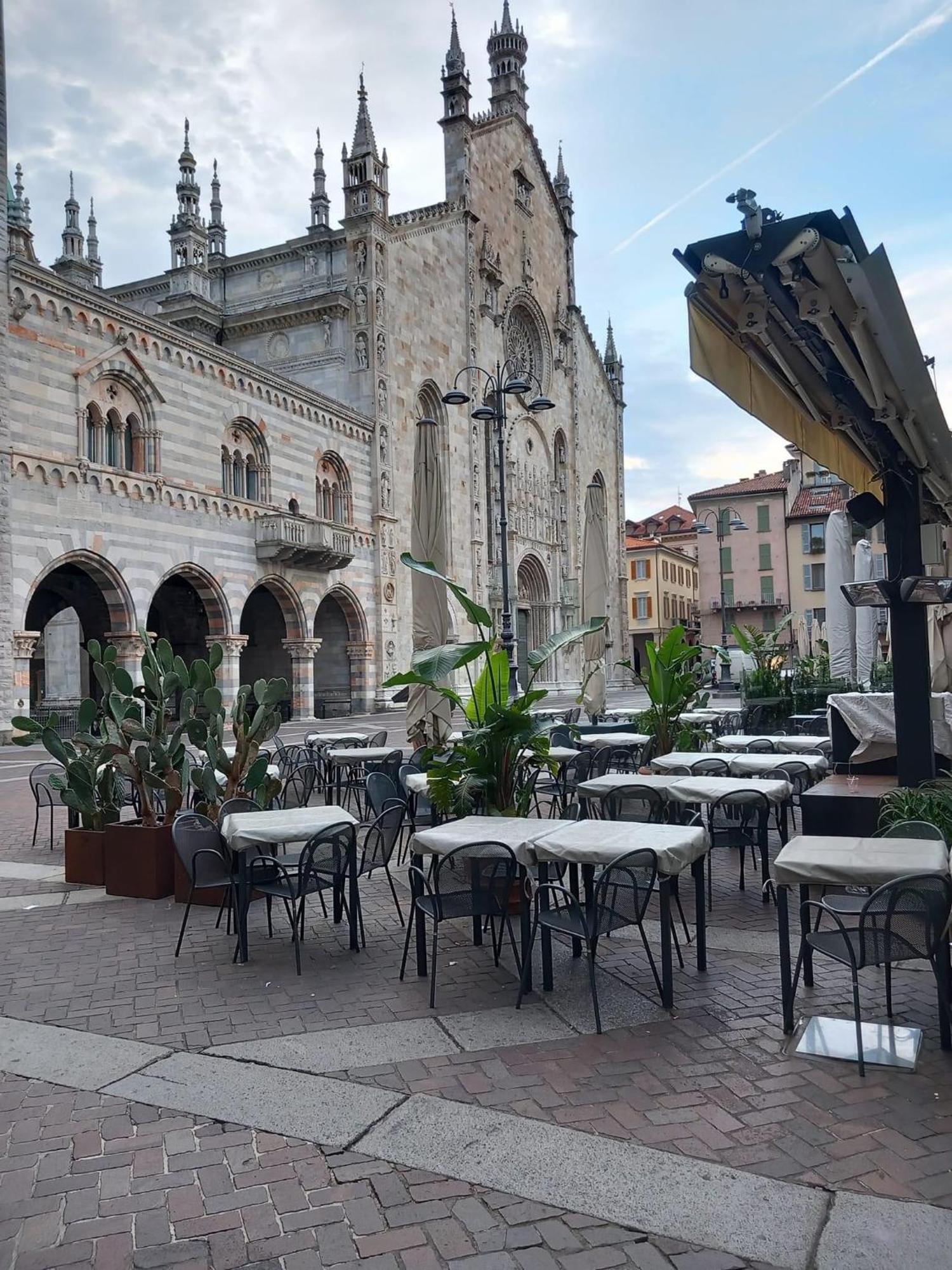 Portatorre Suite, A Charming Apartment In The Heart Of Como, Free Private Parking, Air Conditioning & More! Exteriér fotografie