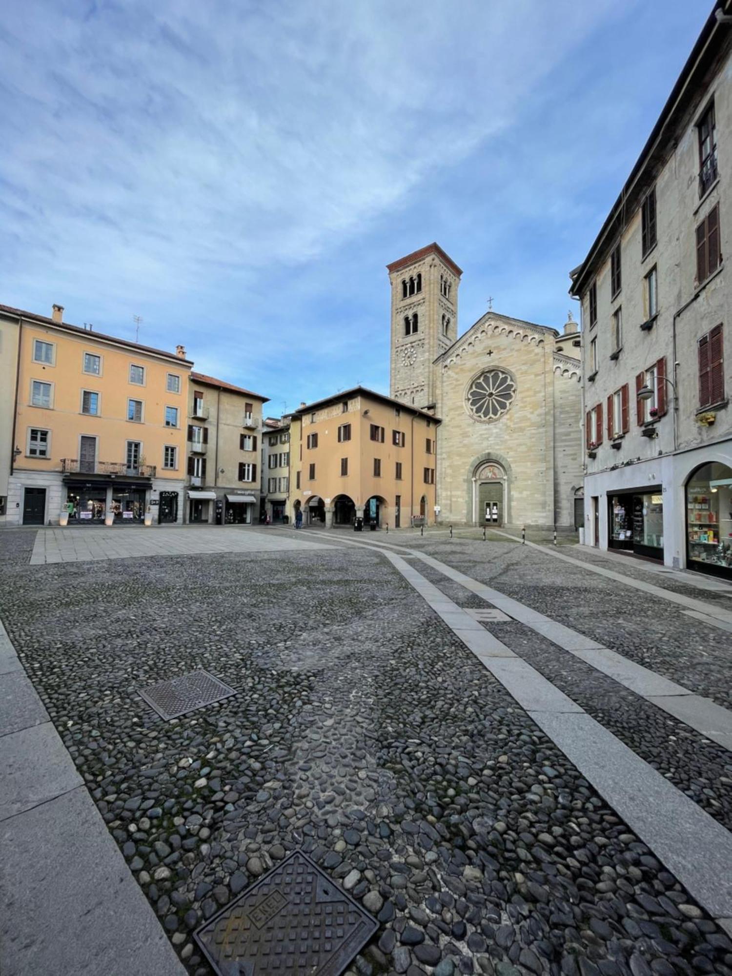 Portatorre Suite, A Charming Apartment In The Heart Of Como, Free Private Parking, Air Conditioning & More! Exteriér fotografie
