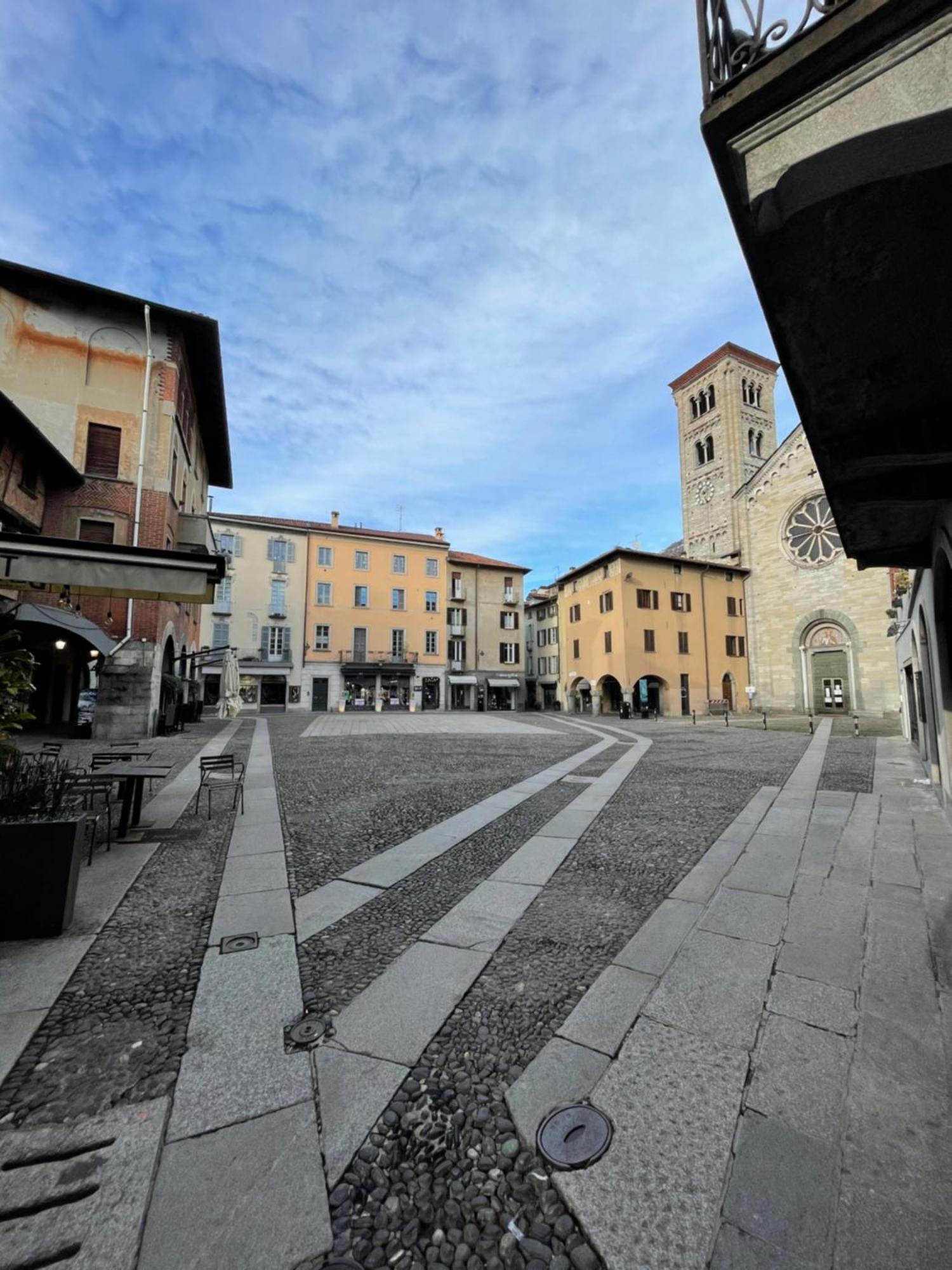 Portatorre Suite, A Charming Apartment In The Heart Of Como, Free Private Parking, Air Conditioning & More! Exteriér fotografie